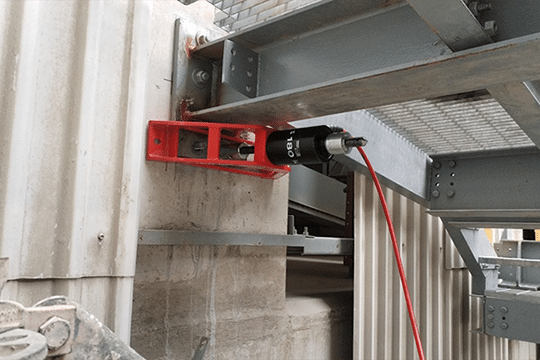 Pruebas de extracción para anclajes post instalados. (Pull Out Test)